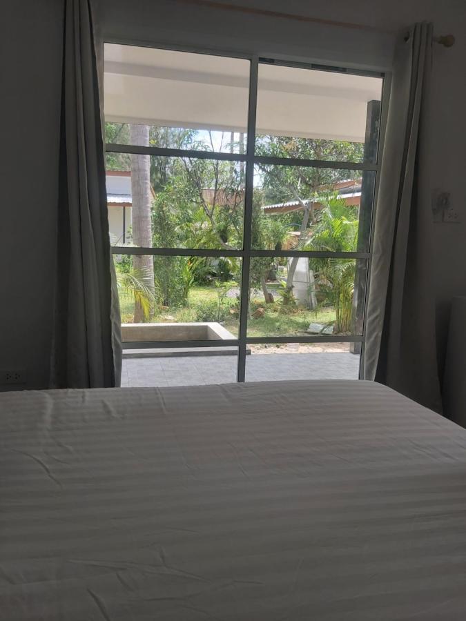 Nice Home Stay At Samroiyod Baanphakrimlay Exterior foto